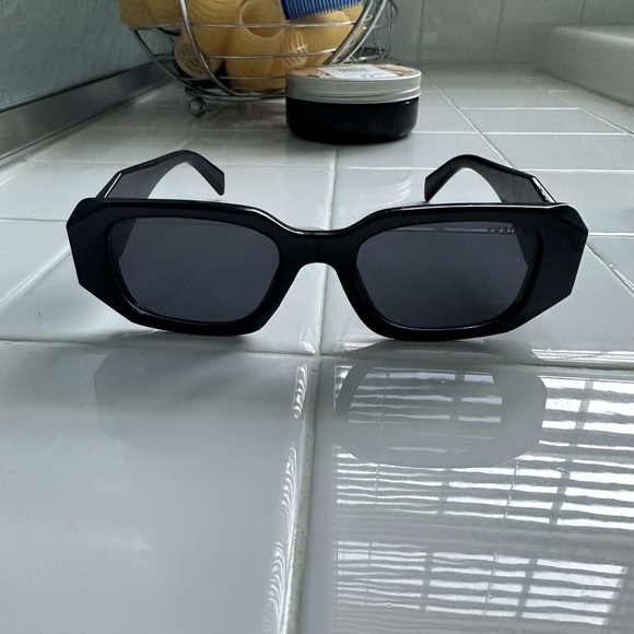 Taking offers but I really want between 120-150 - Picture 4 of 5